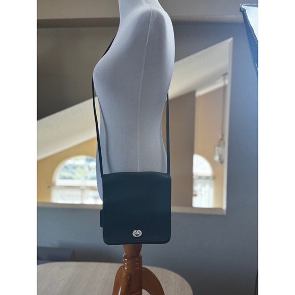 Vintage Coach black leather turnlock crossbody | made in USA LS3-9620 - Picture 7 of 13